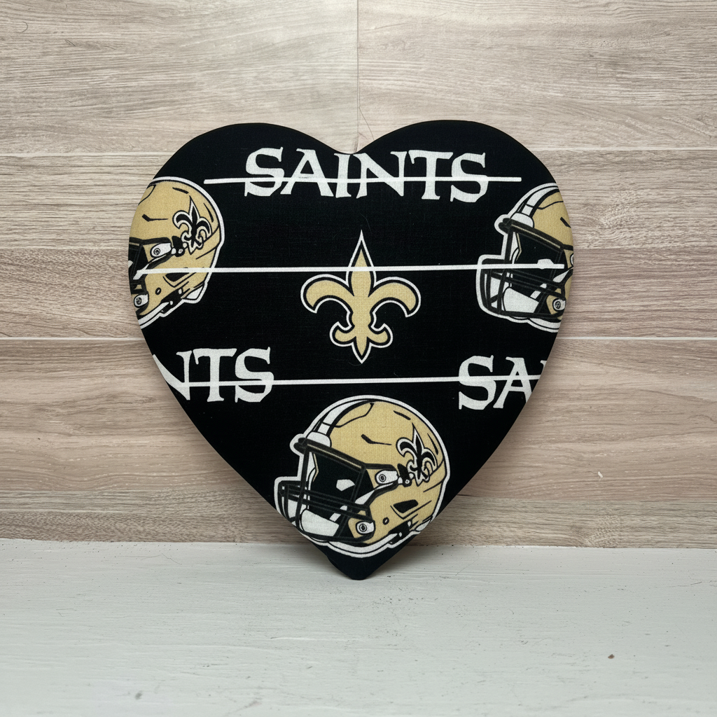 8.5" Black & Gold Heart Attachment