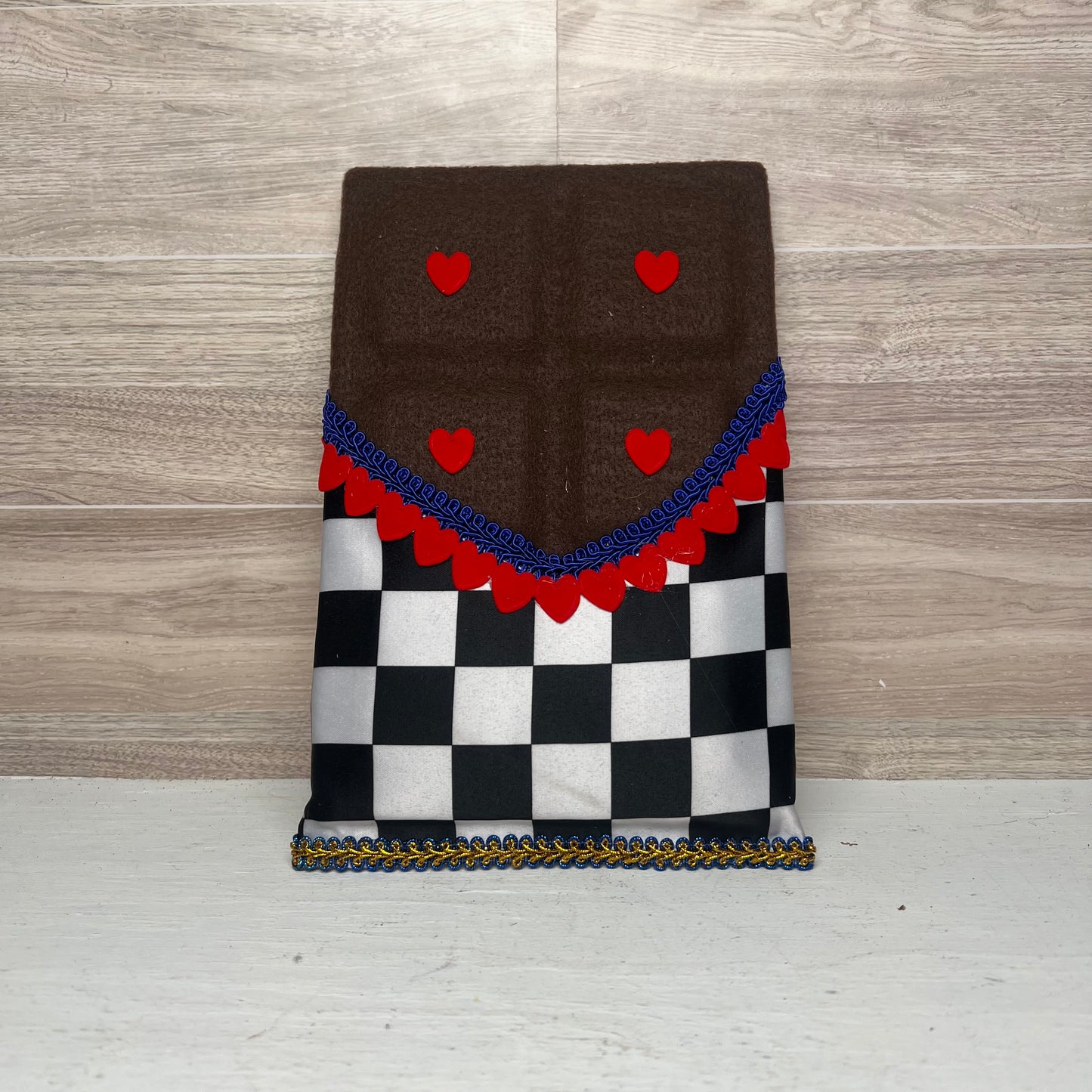Faux Chocolate Candy Bar - Checker with 4 hearts