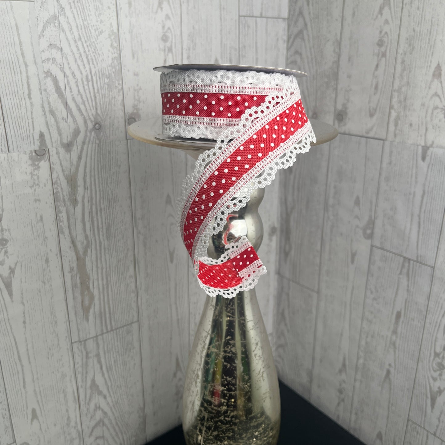 1.5"X10YD RAISED SWISS DOTS W/LACE Red White
