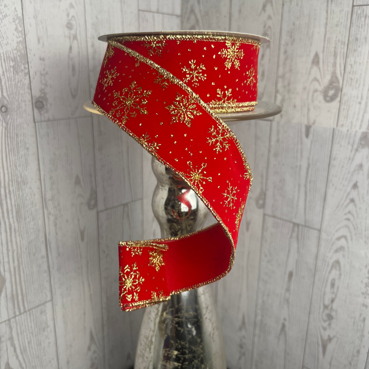 1.5"X10YD GLITTER SNOWFLAKES ON VELVET Red Gold