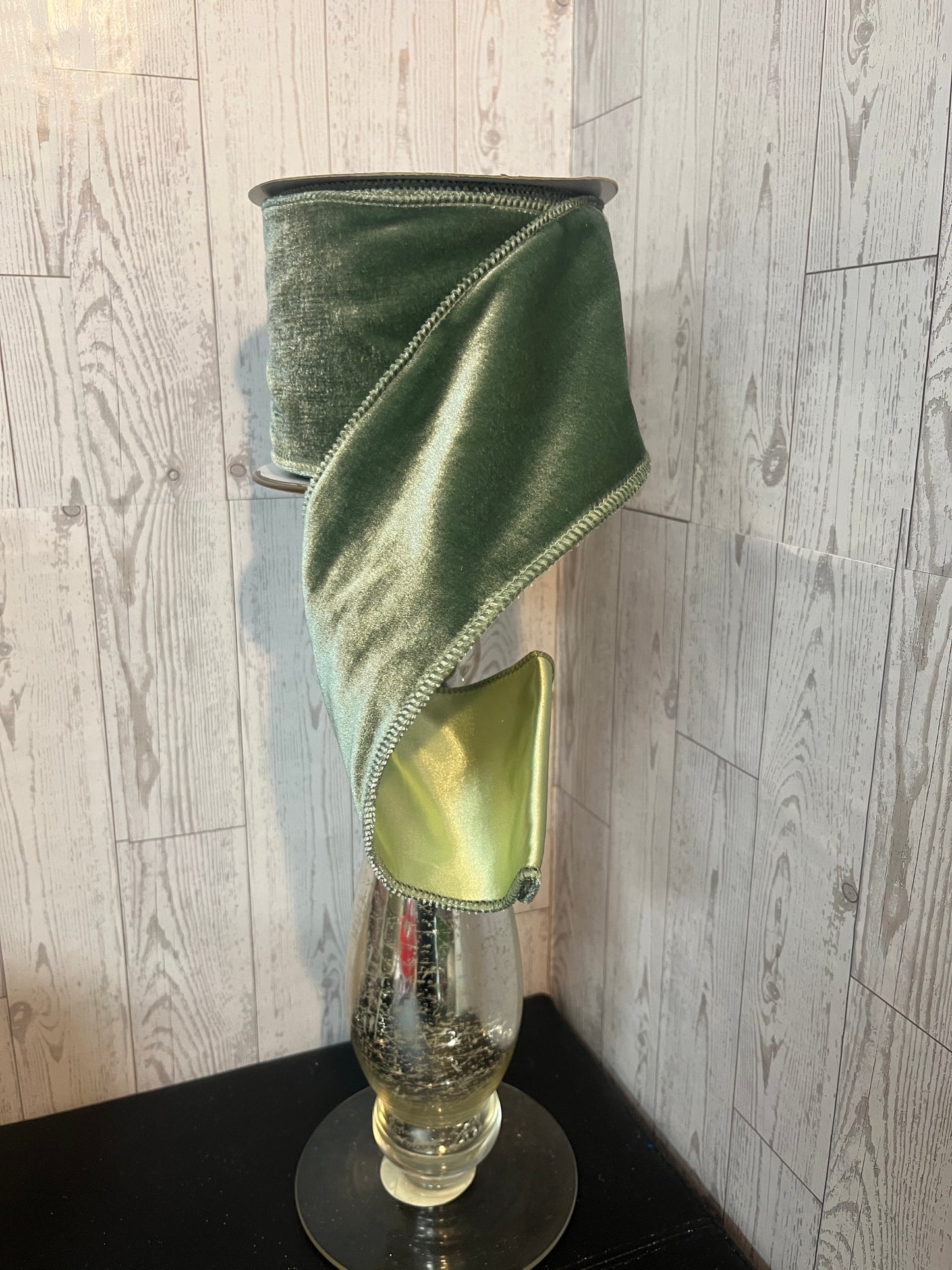 4"X10YD DELUXE VELVET/SATIN BACKING Sage Green