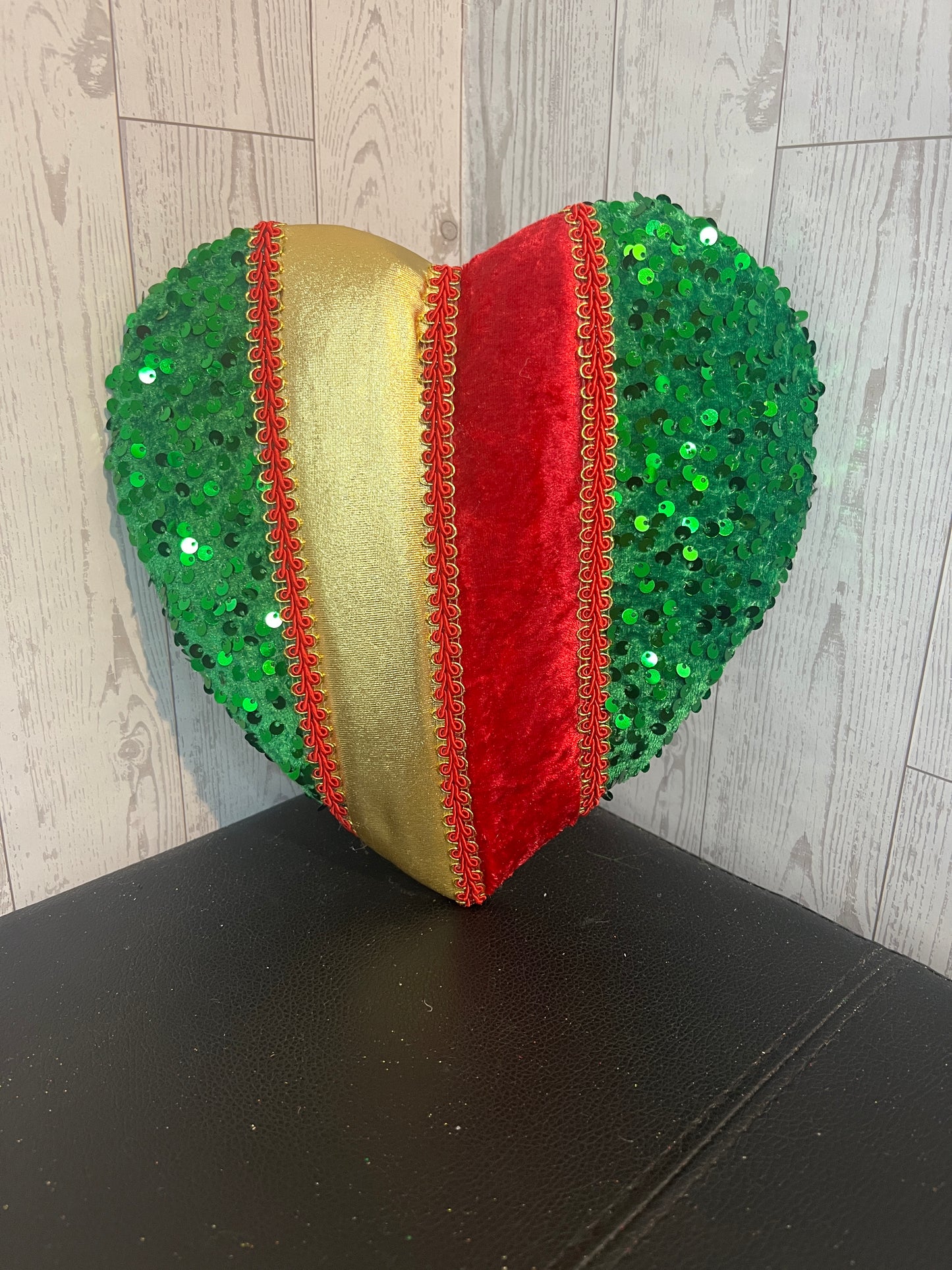8.5” Traditional Christmas Heart attachment