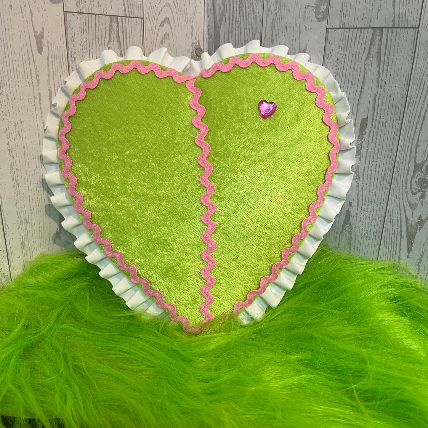 8.5" Lime Green w/Pink Heart Velvet Attachment