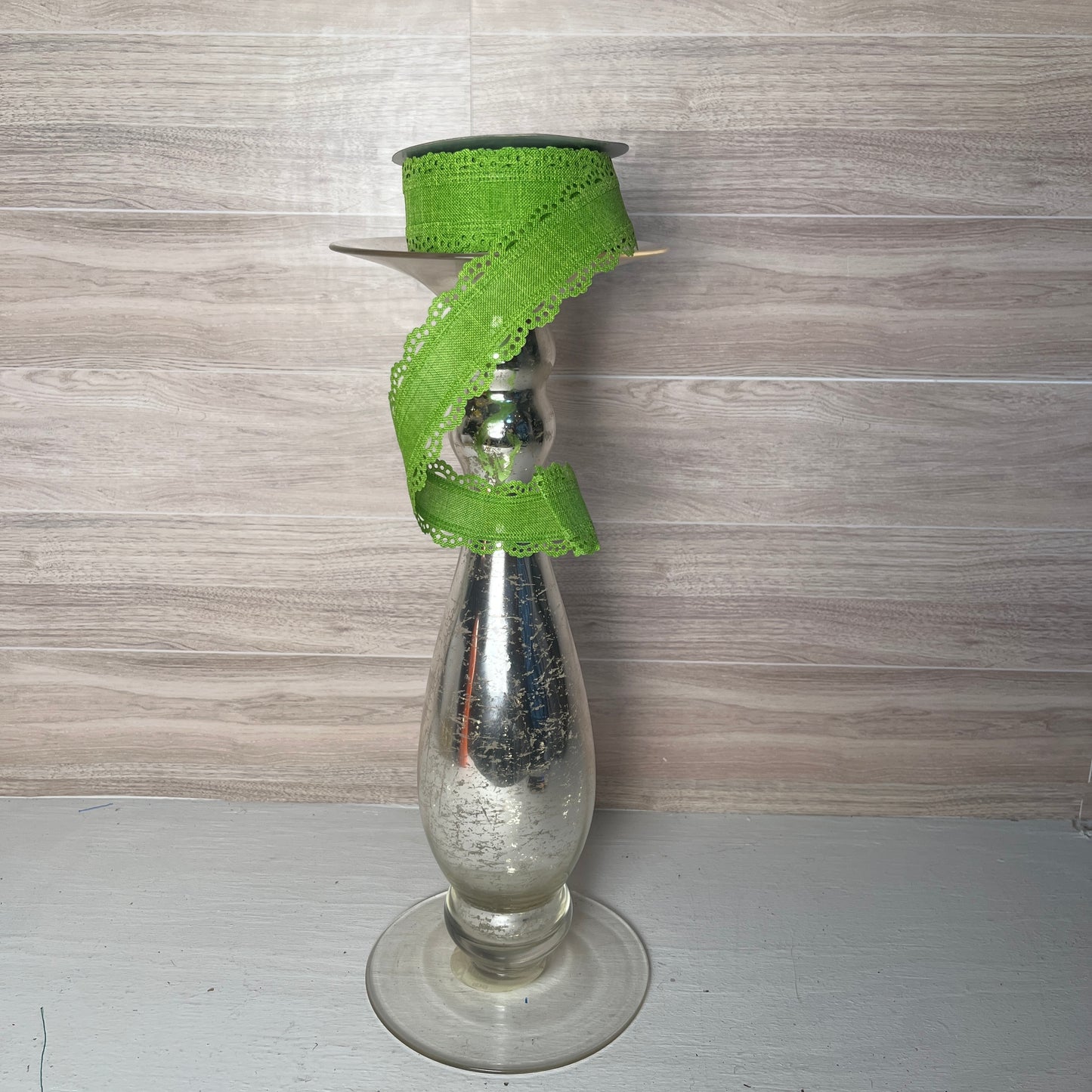1.5"X10YD Lime Green Royal Burlap w/Scalloped Edge Trim Ribbon
