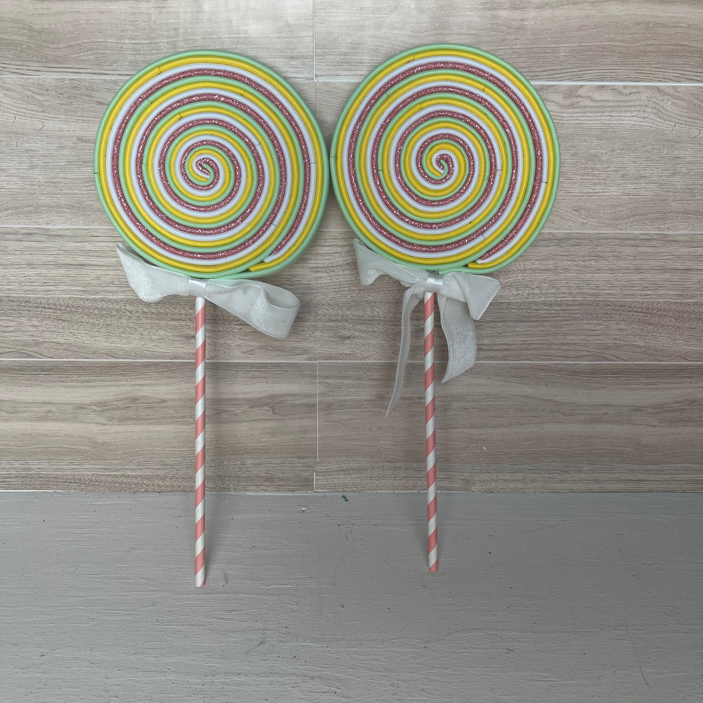 Green, Pink, White, Yellow Foam Lollipops (2)