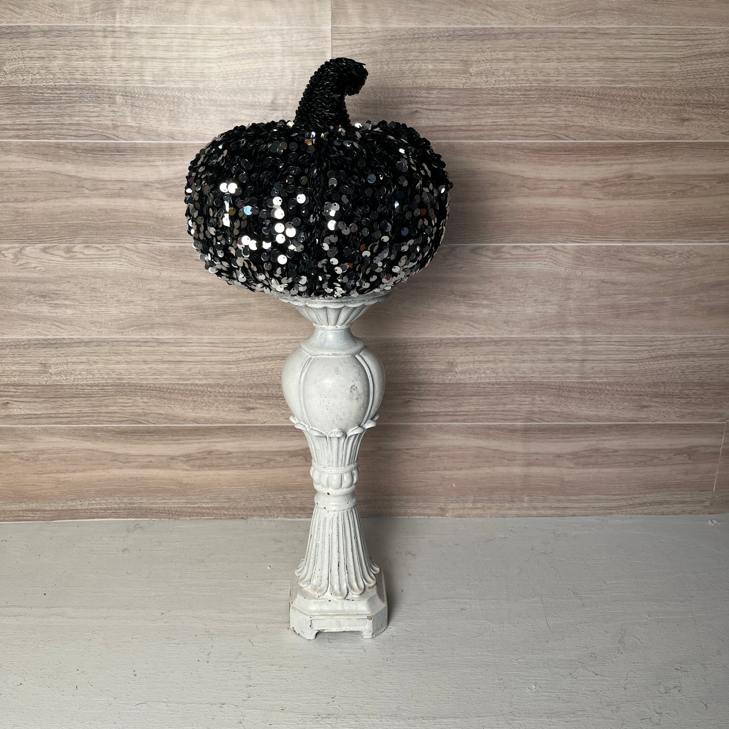 7.5"DIA X 6"H Sequin Pumpkin Black
