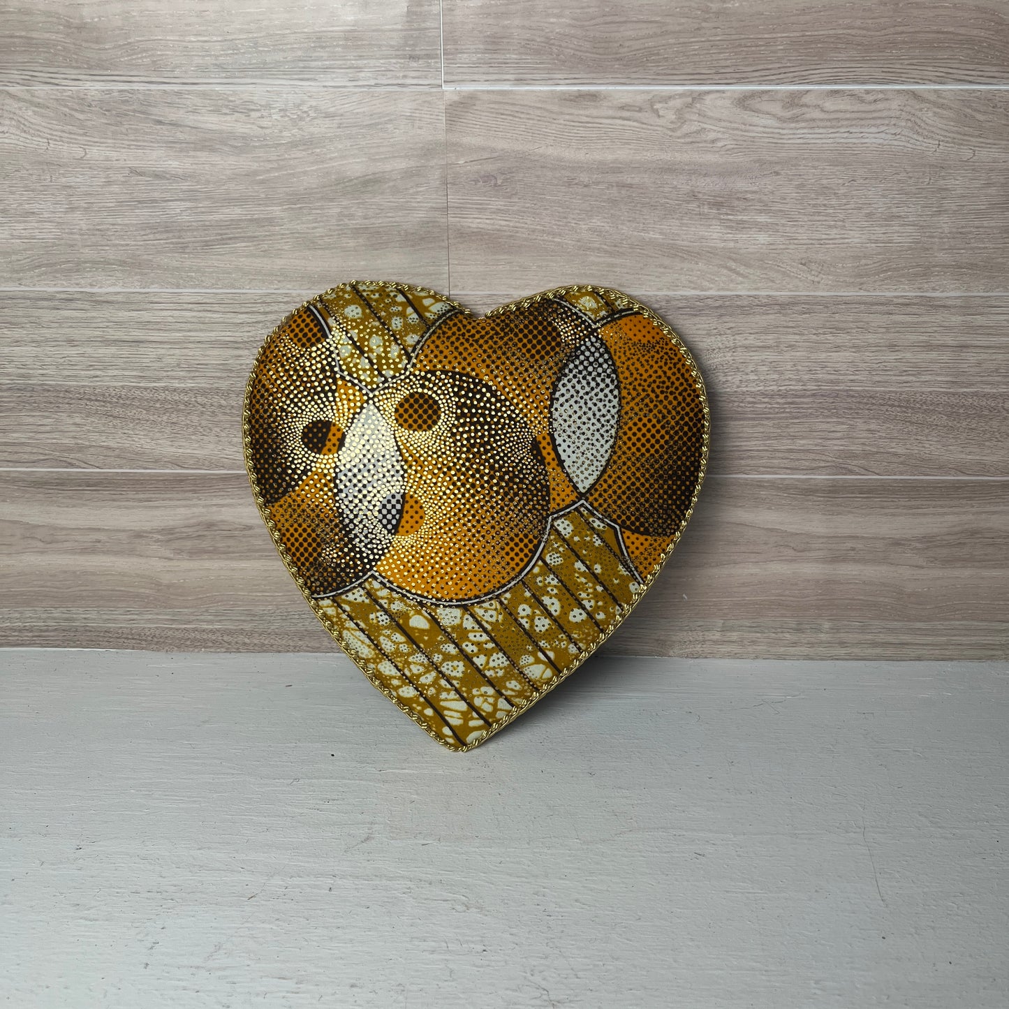 8.5" Culture Heart with trim Attachment