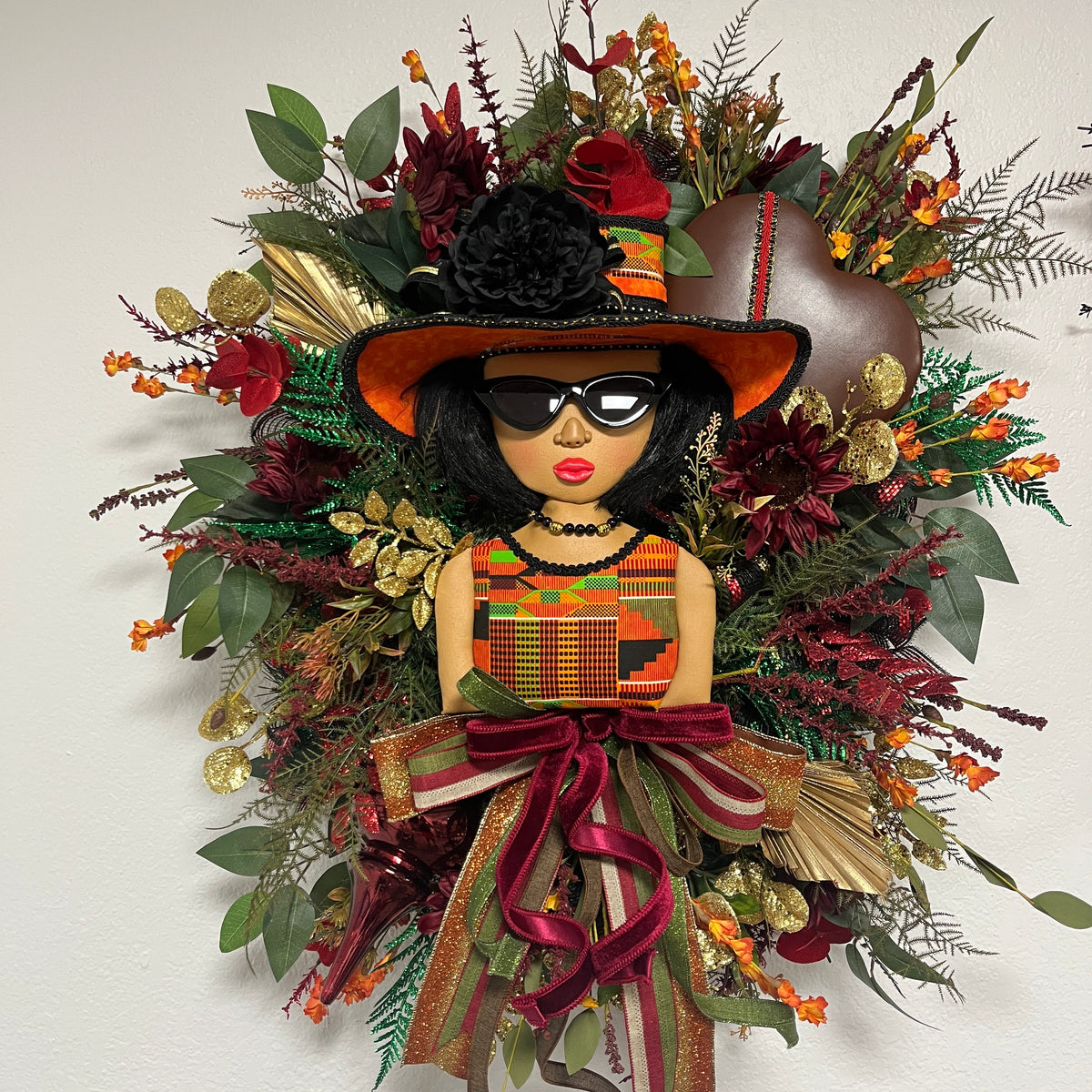 24” Brown Woman with glasses and hat Wreath