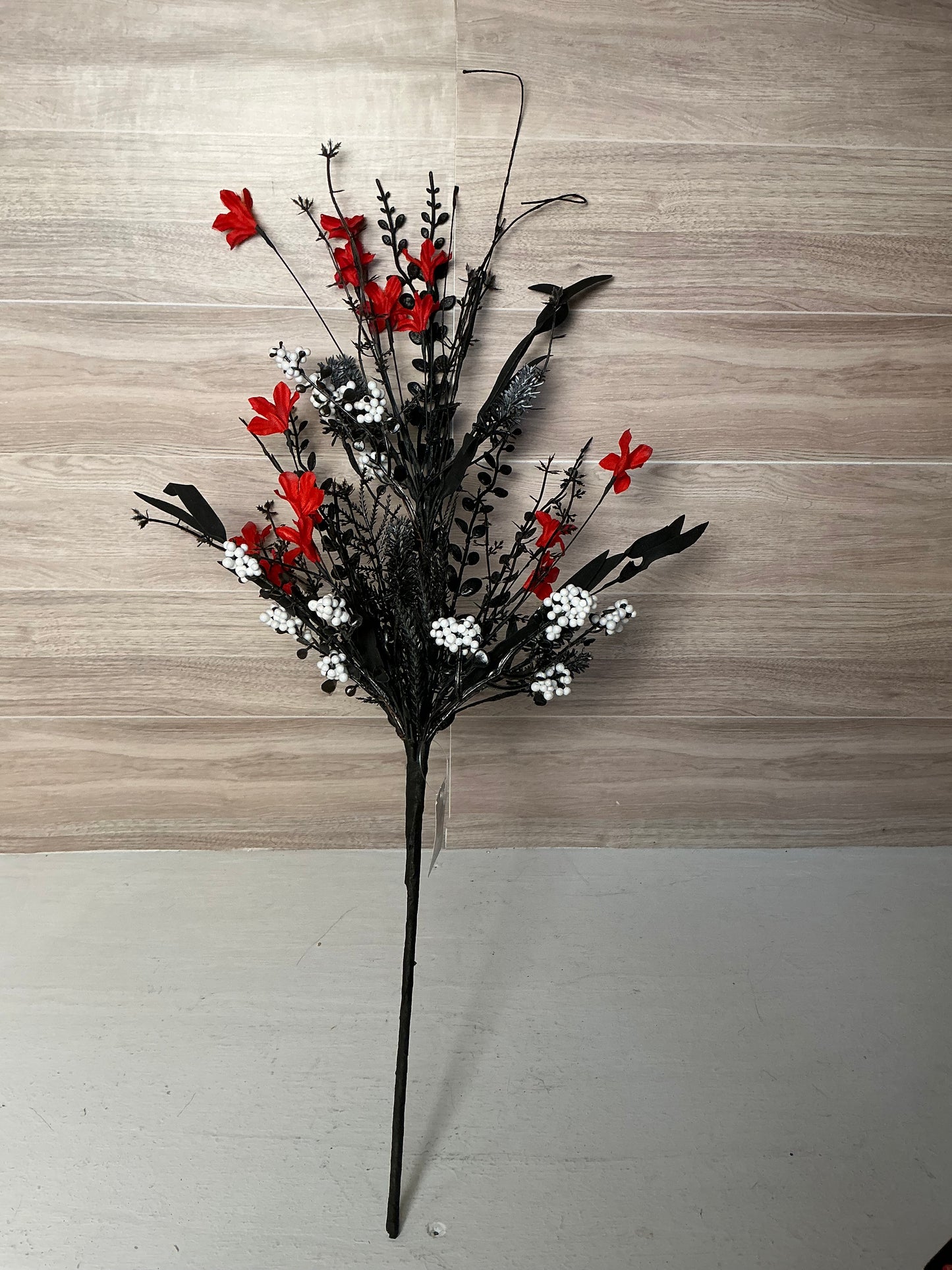 Red, White & Black Piglet Bush