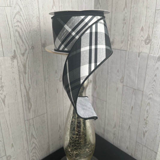 2.5"X10YD DIAGONAL PLAID/MET FUSED Black White Silver