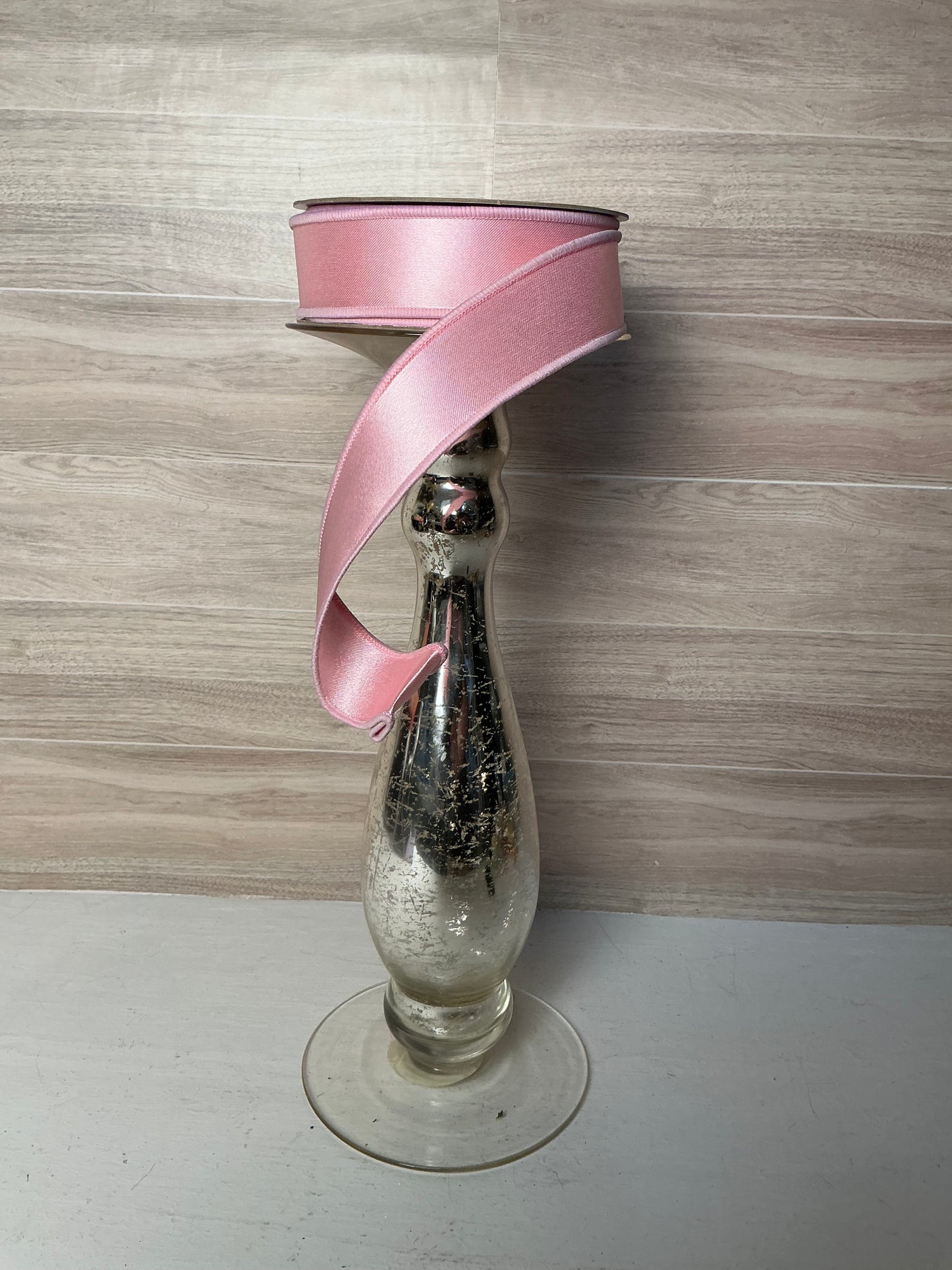 1.5"X10YD SATIN FUSED Light Pink