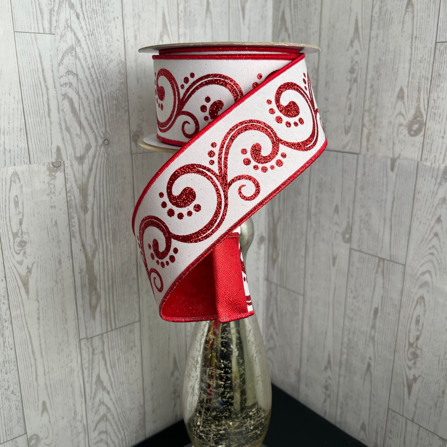 2.5"X10YD SWIRLS/FUSED Red White