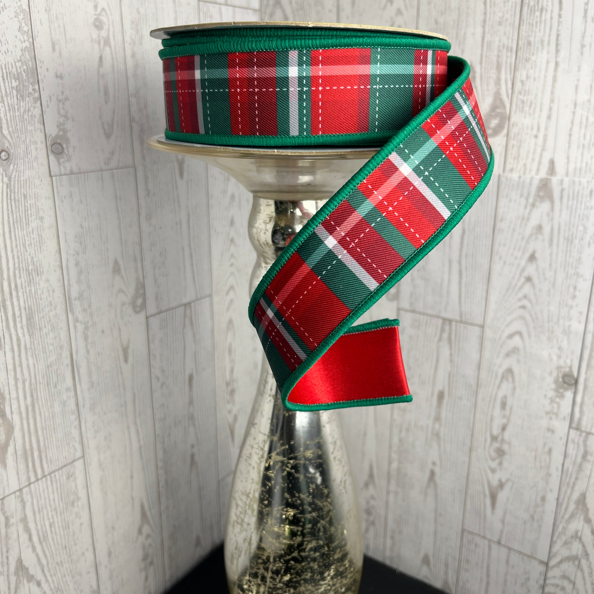 1.5"X10YD DASHED PLAID/FUSED- White Red Emerald