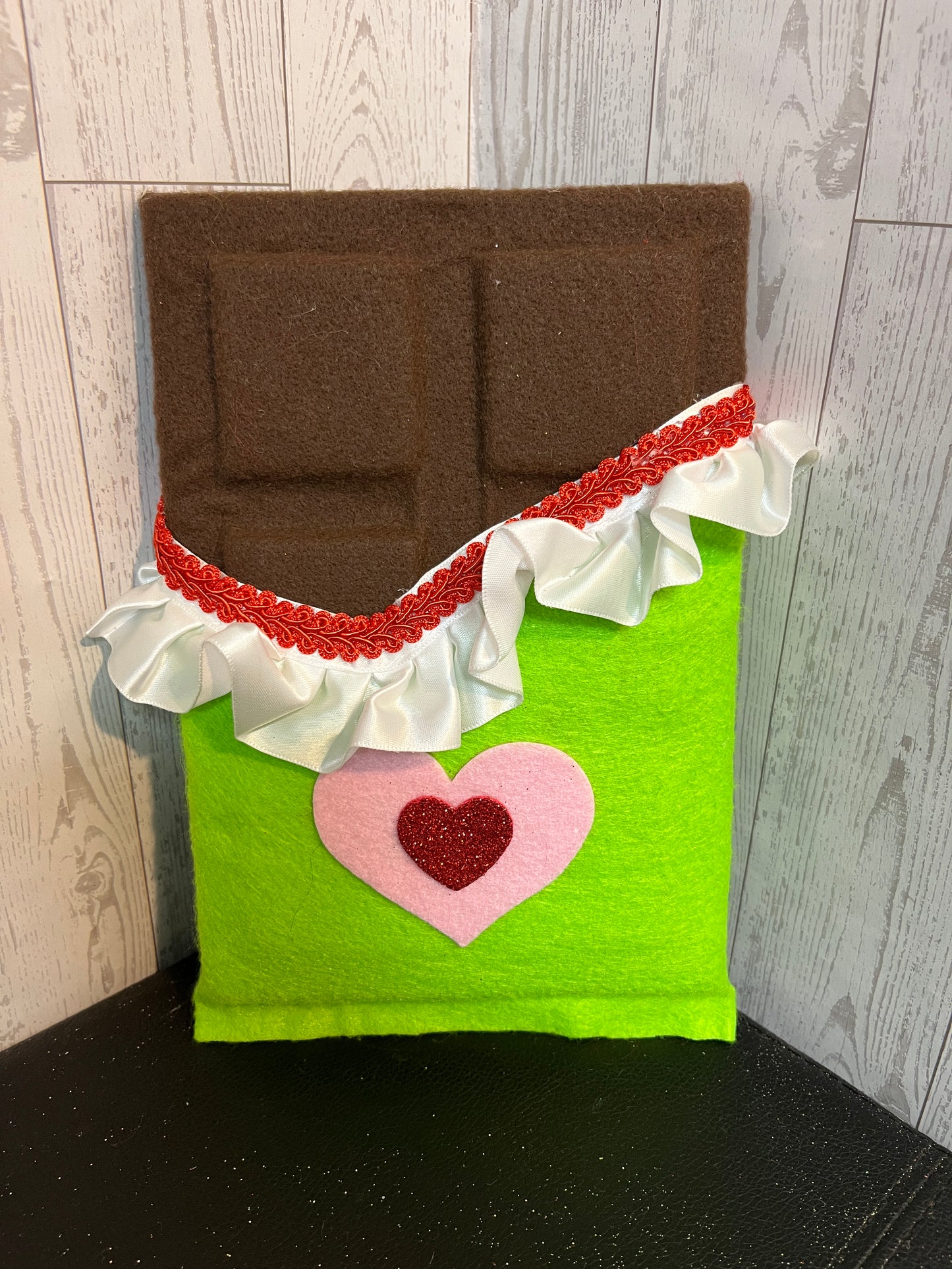 Faux Chocolate Candy Bar - Lime w/trim & light pink red heart