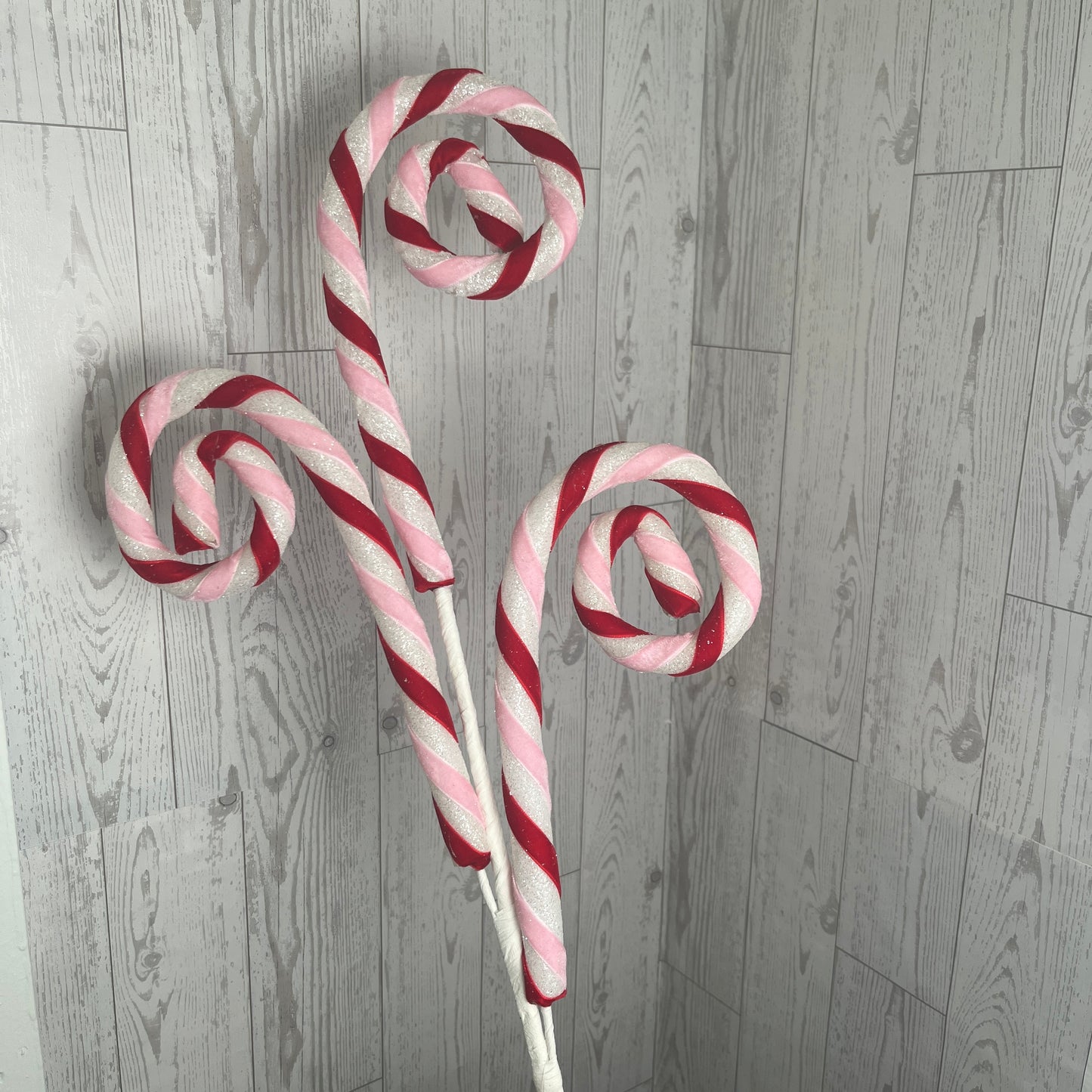 29"L FOIL/GLITTER CANDYCANE SPRAY White, Light Pink, Red