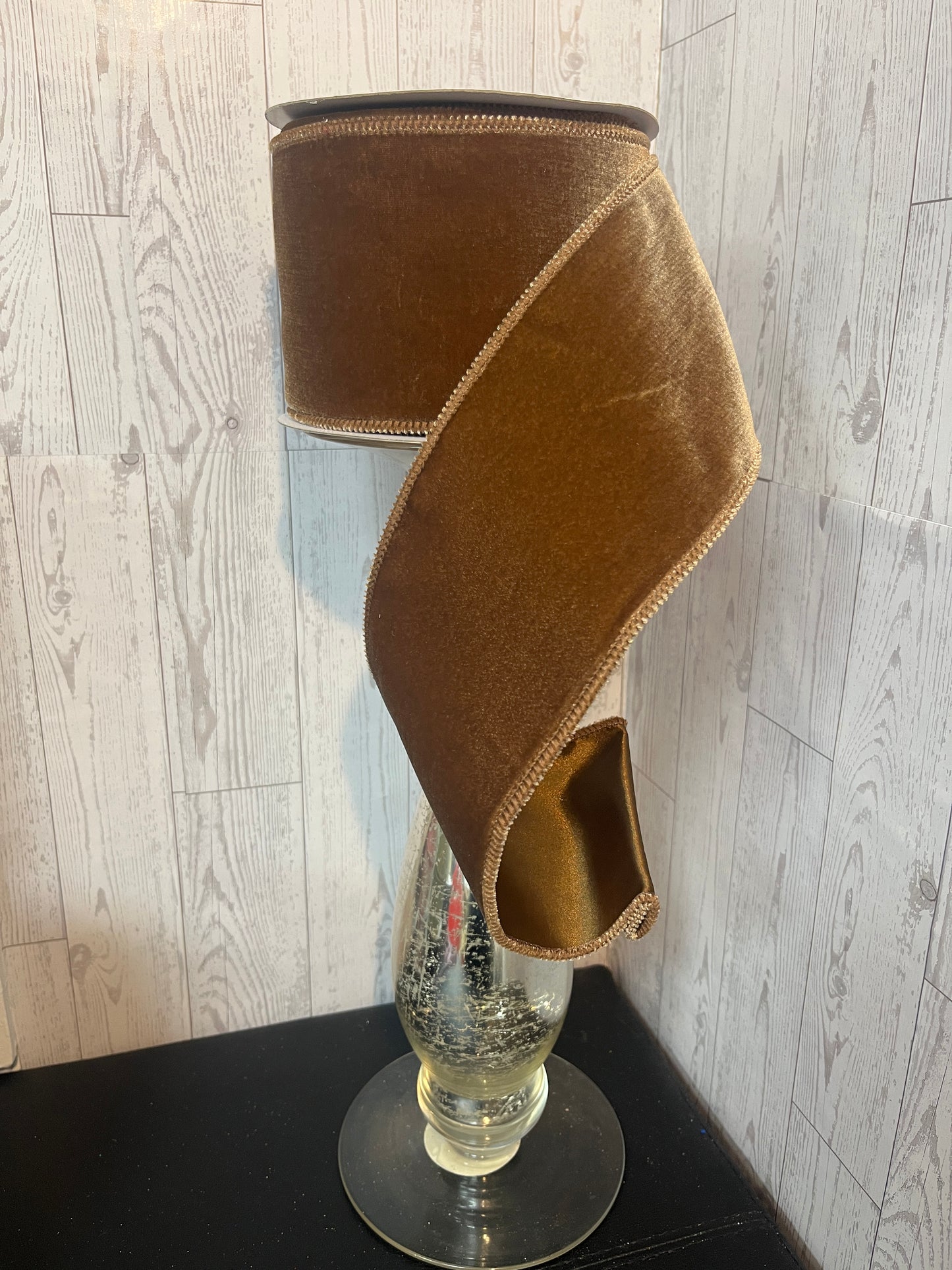 4"X10YD DELUXE VELVET/SATIN BACKING Chocolate