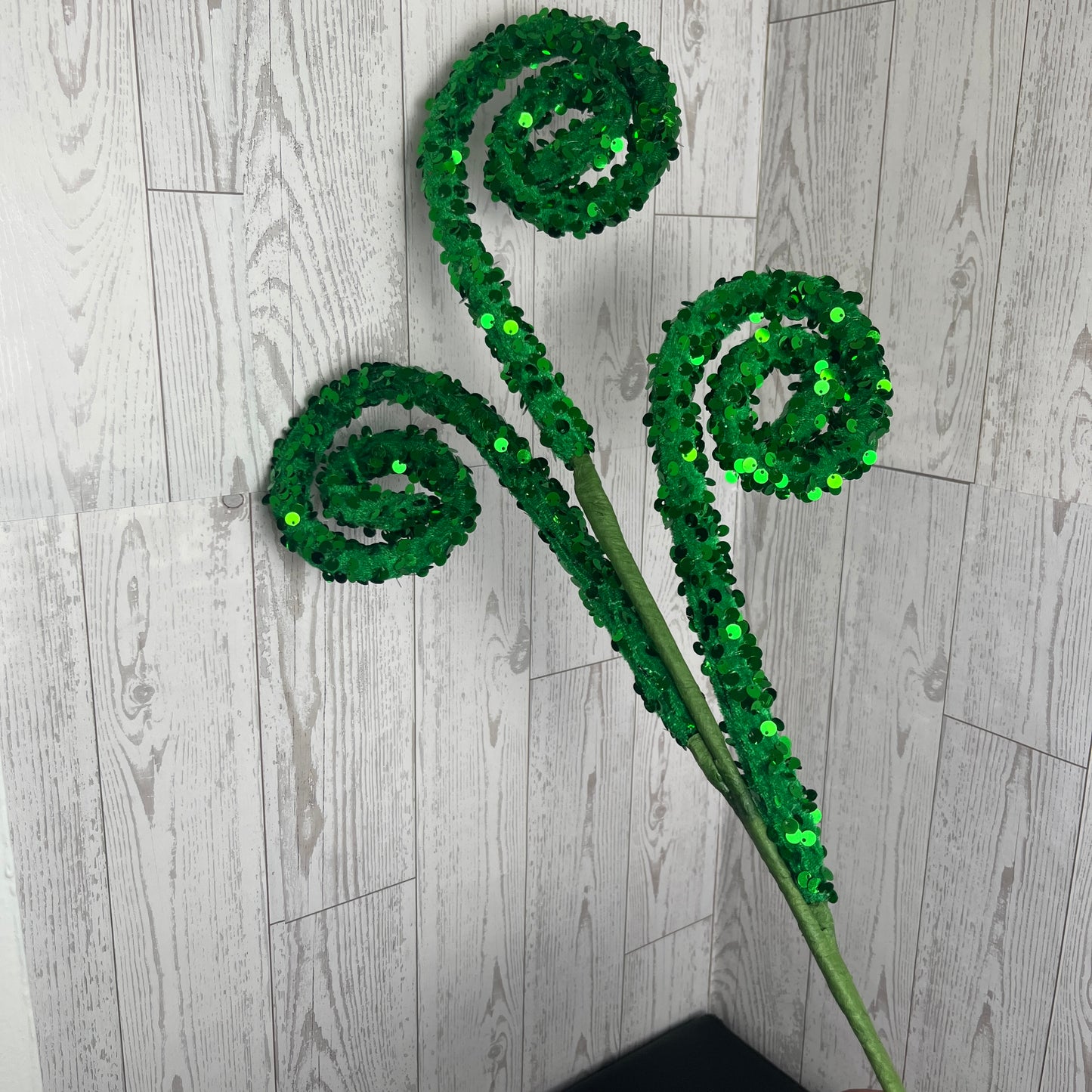 29" Green Sequin Swirl Spray