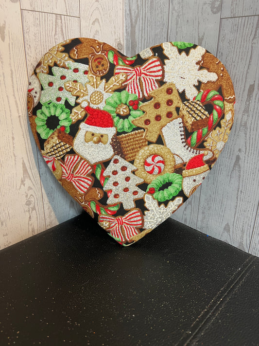 8.5" Sweets n Christmas Heart Attachment