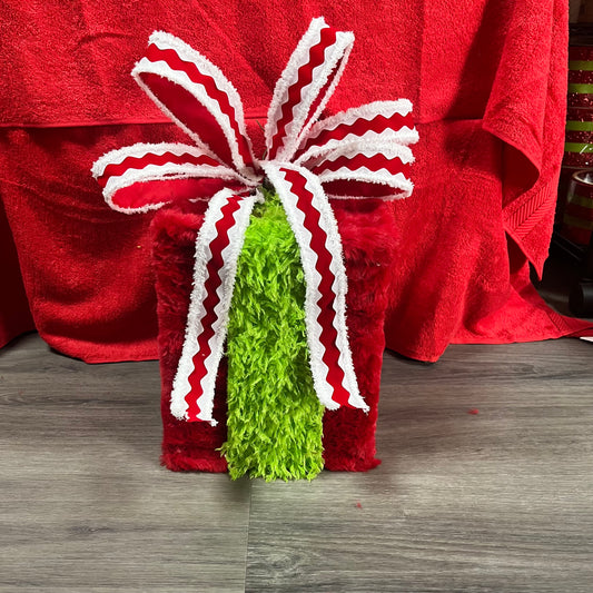 Furry Gift Box Prop