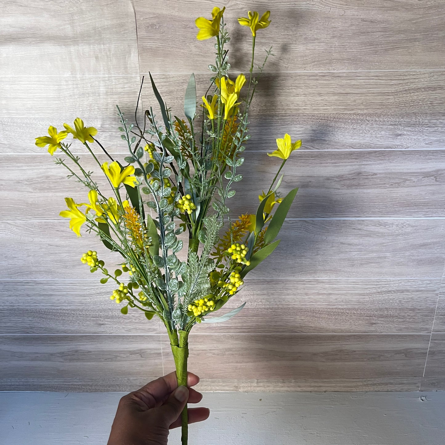 Yellow Floral Piglet Filler Greenery Stem