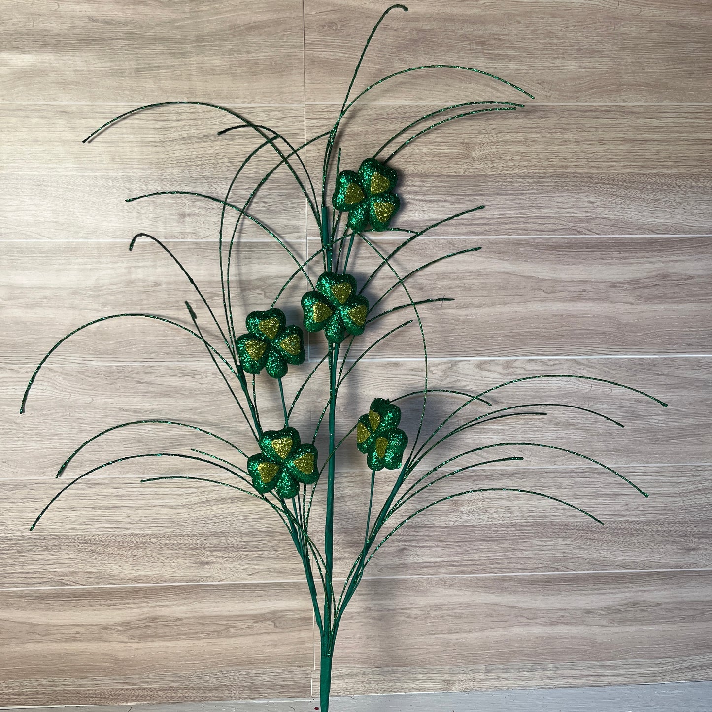 Green & Lime Green Shamrock Spray