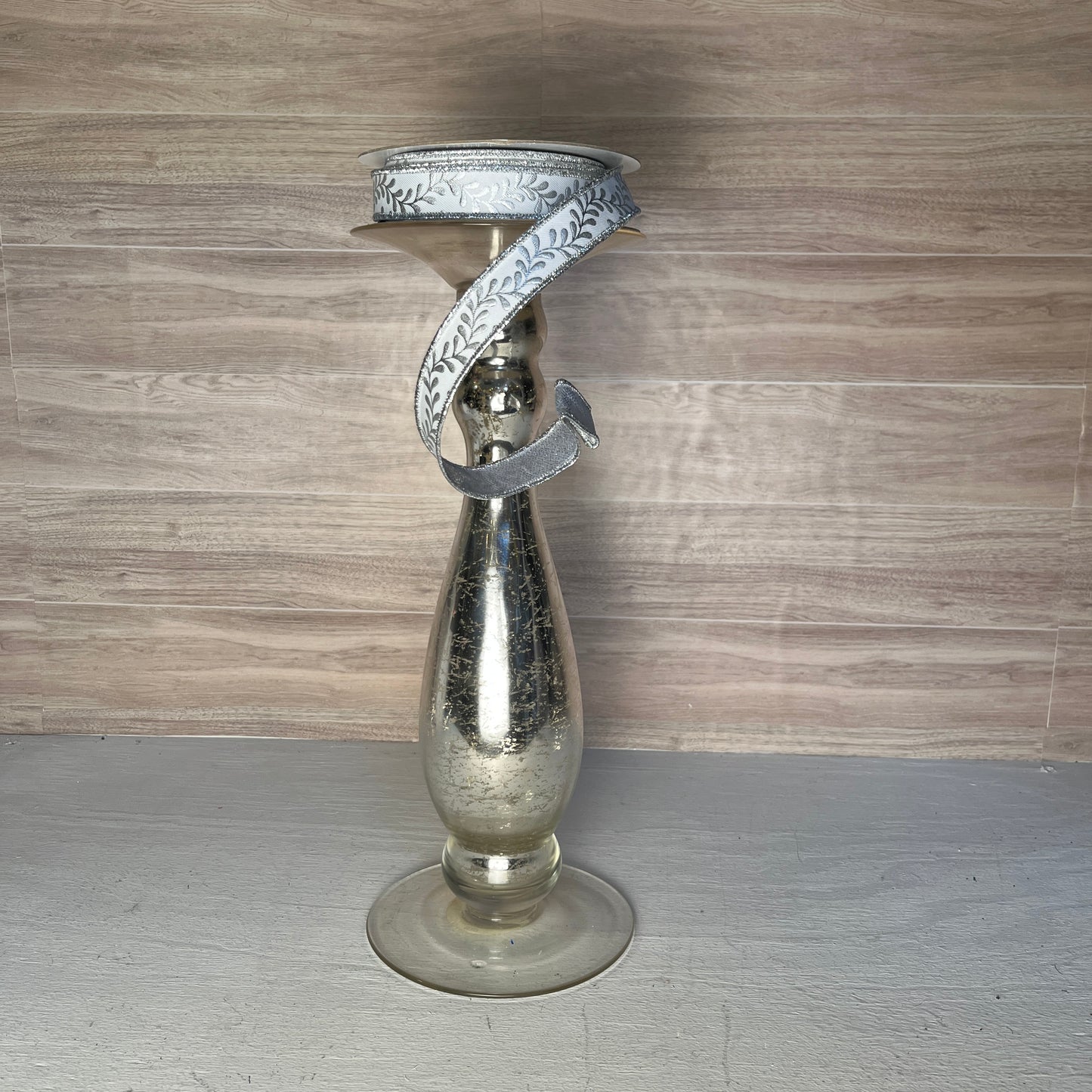 7/8"X10YD Floral White & Silver , fused ribbon