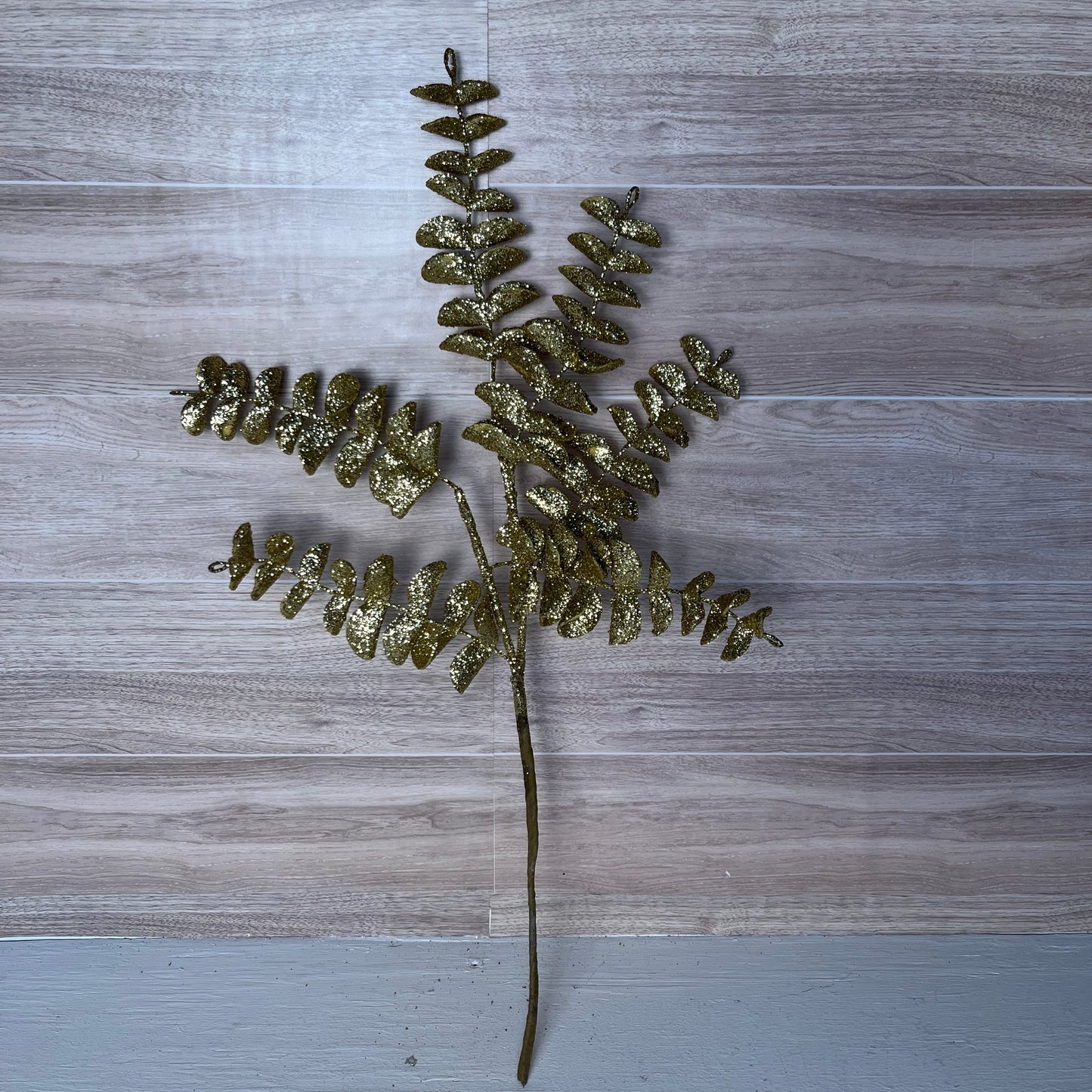 Shimmer & Sparkling Eucalyptus Stem - Gold