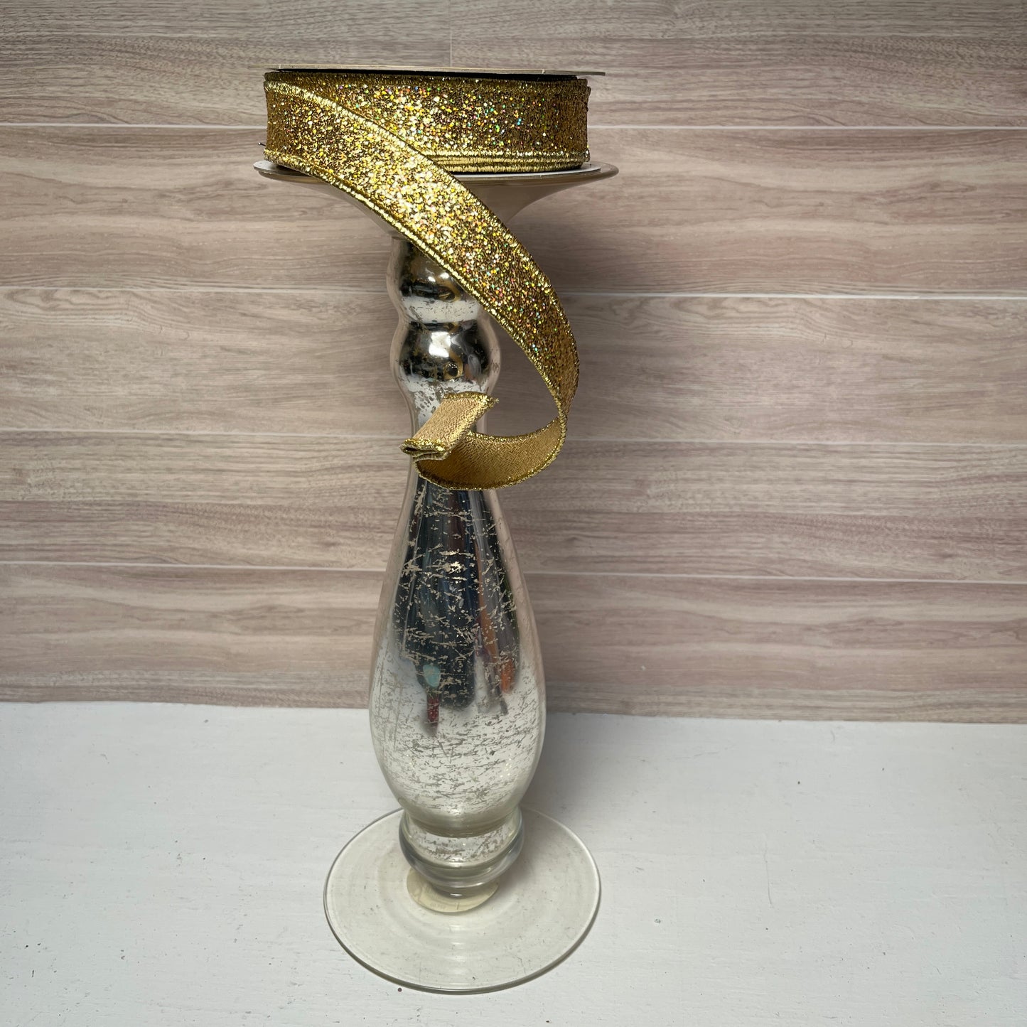 7/8X10YD Laser Gold Glitter