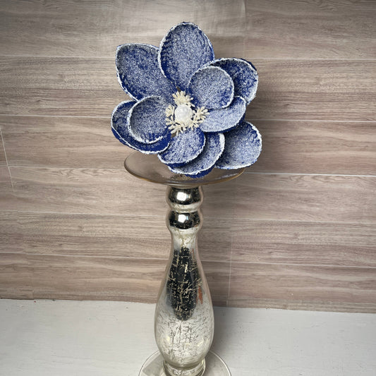 23" Blue Magnolia Stem
